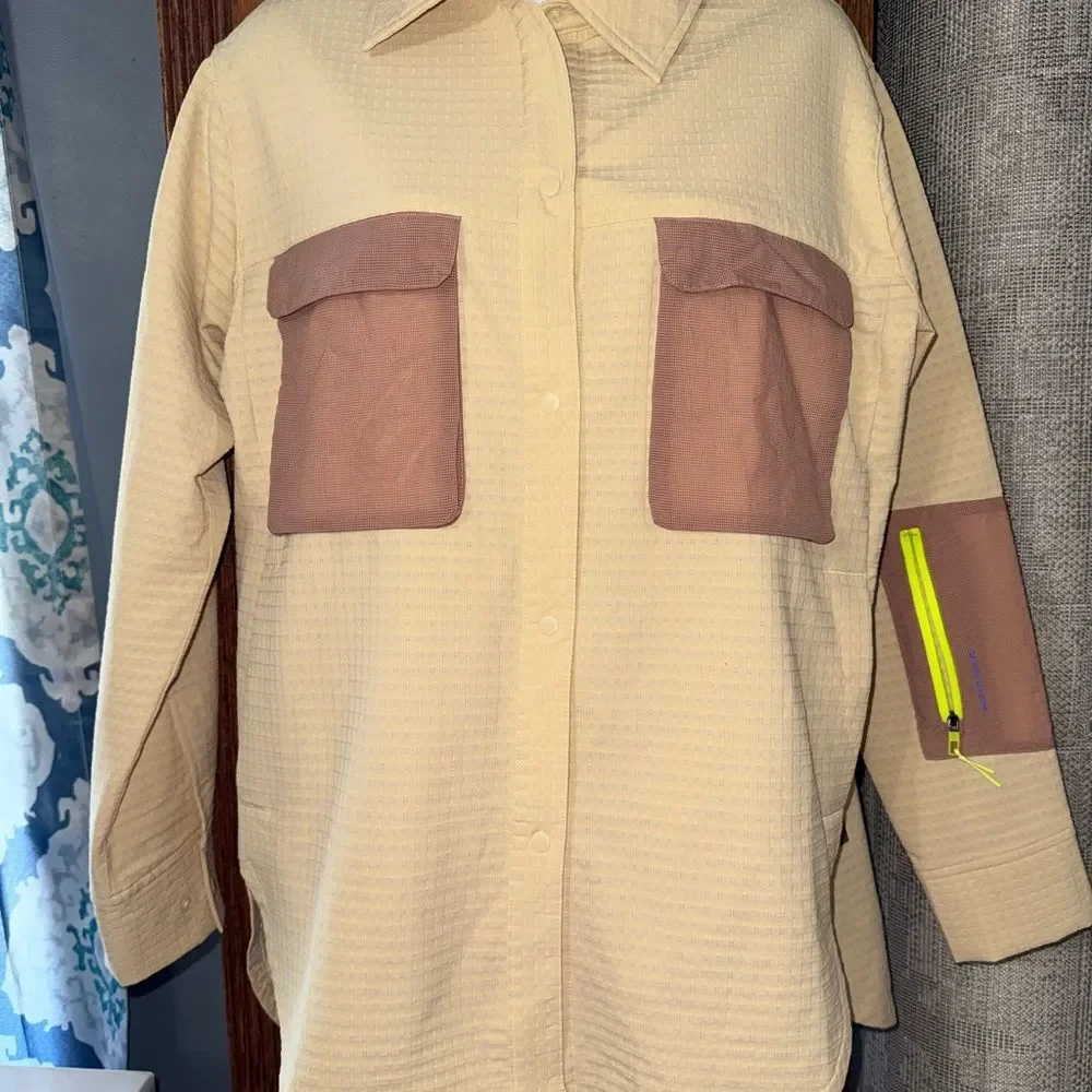 lululemon athletica beige shirt