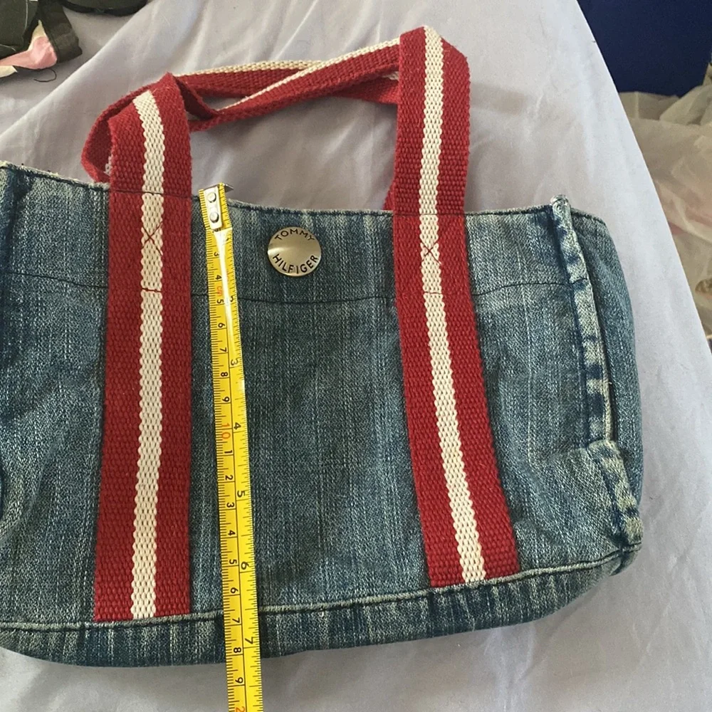 Tommy Hilfiger super cute