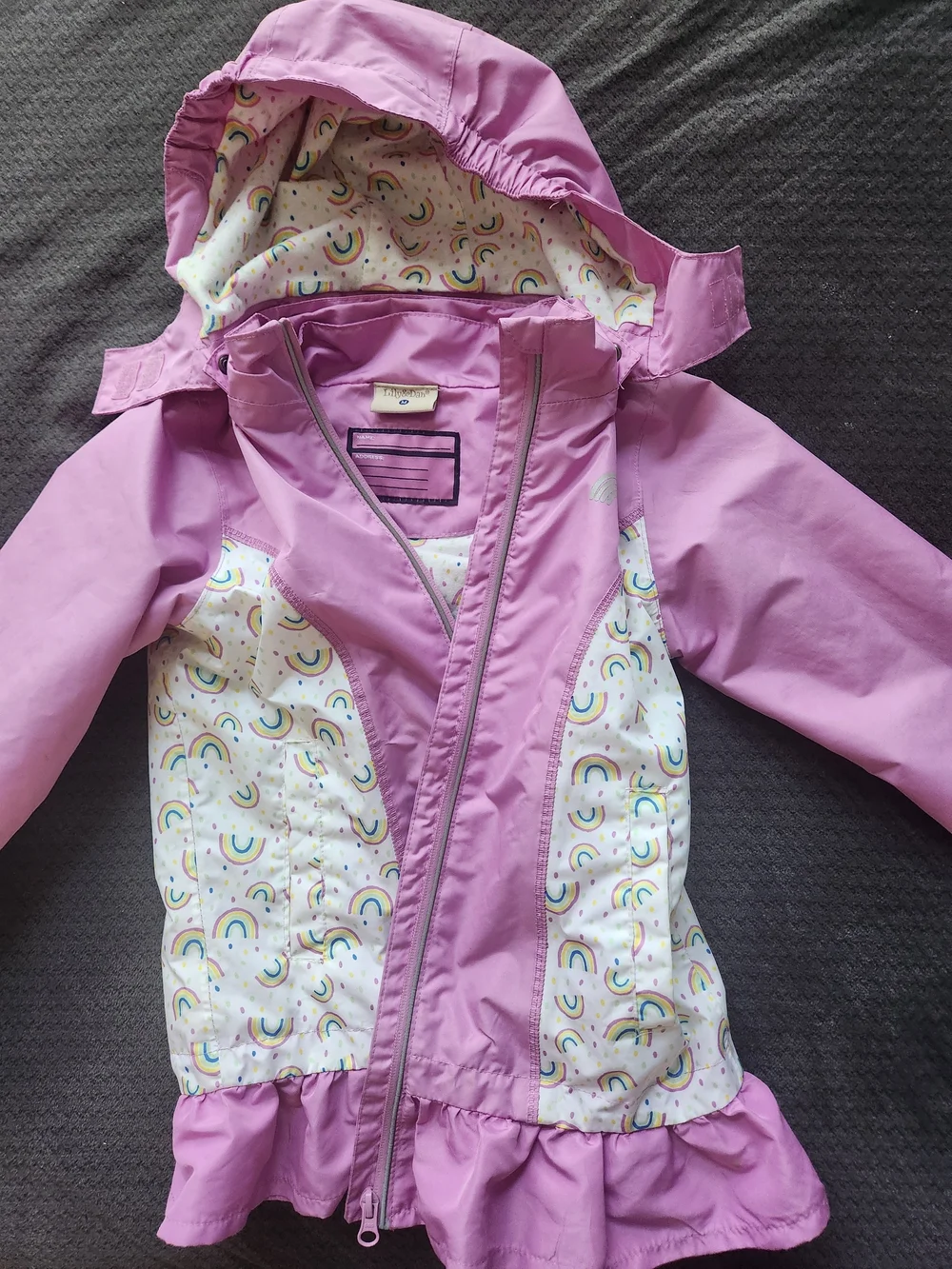 Lily & Dan water resistant