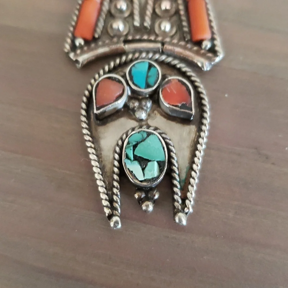 Vintage turquoise coral