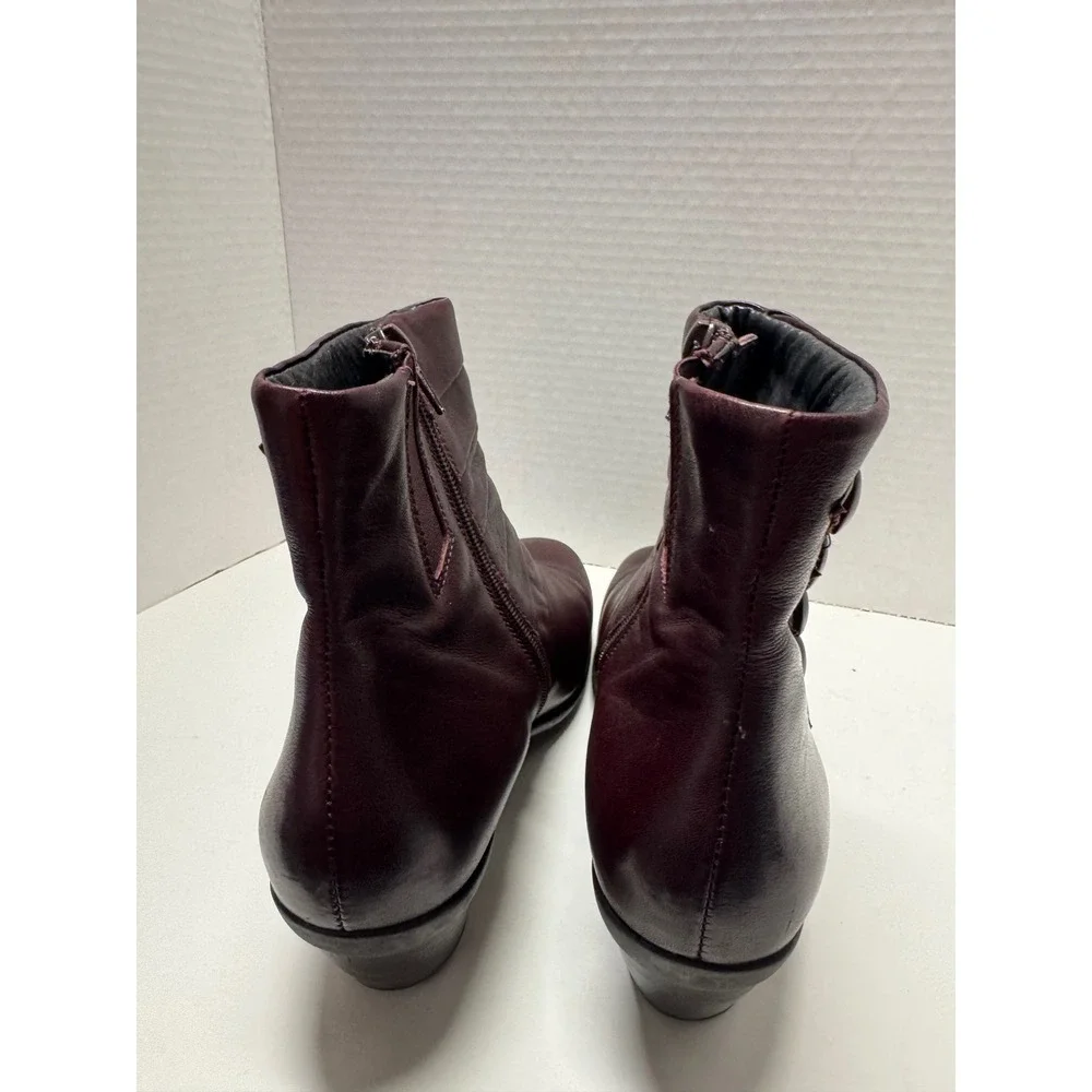 Naot leather ankle