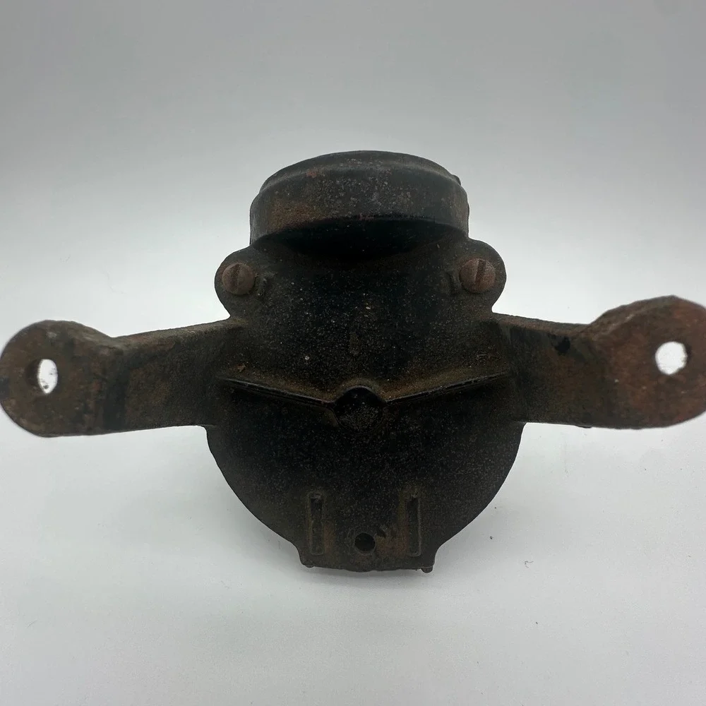 Arcade antique cast