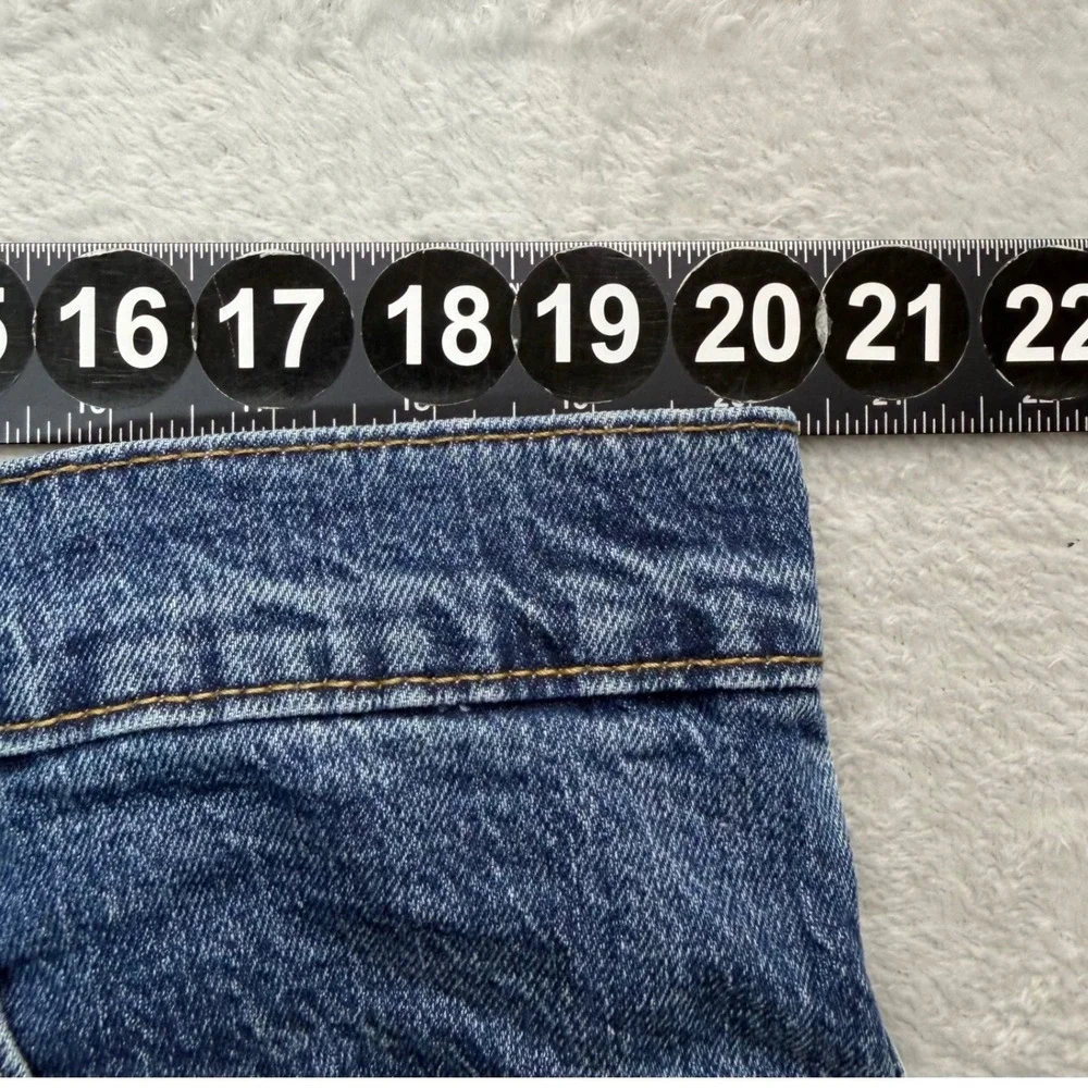 Levis new tags