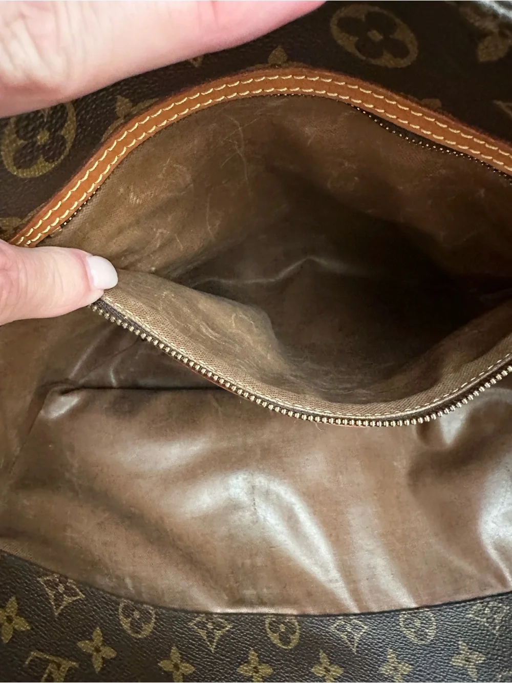 Louis Vuitton classic louis