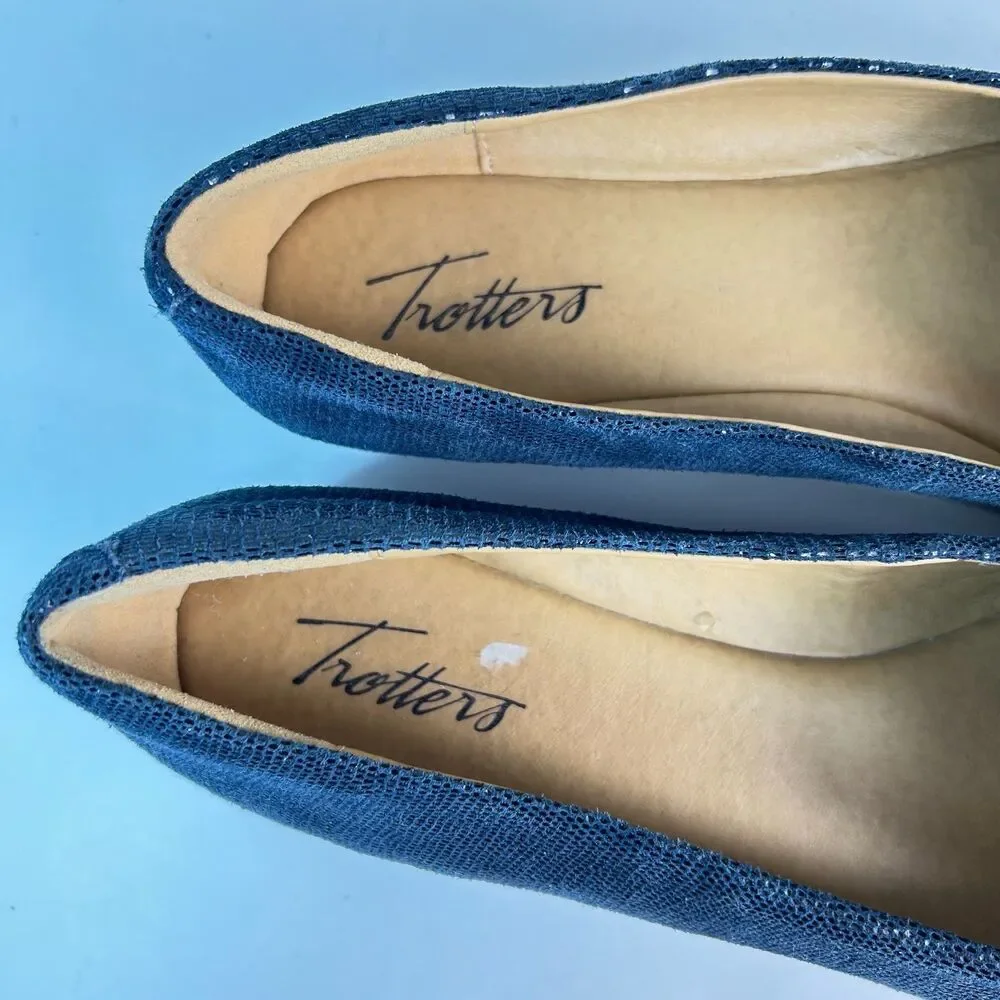 Trotters navy rubber