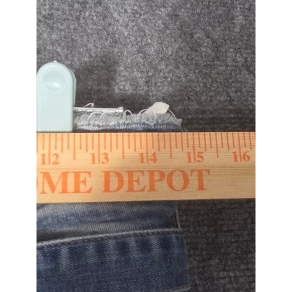 Guess zipper off