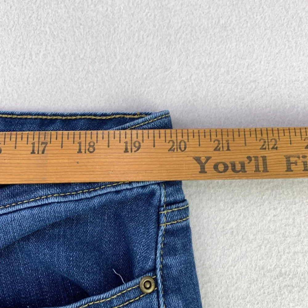 Lee measurements waist