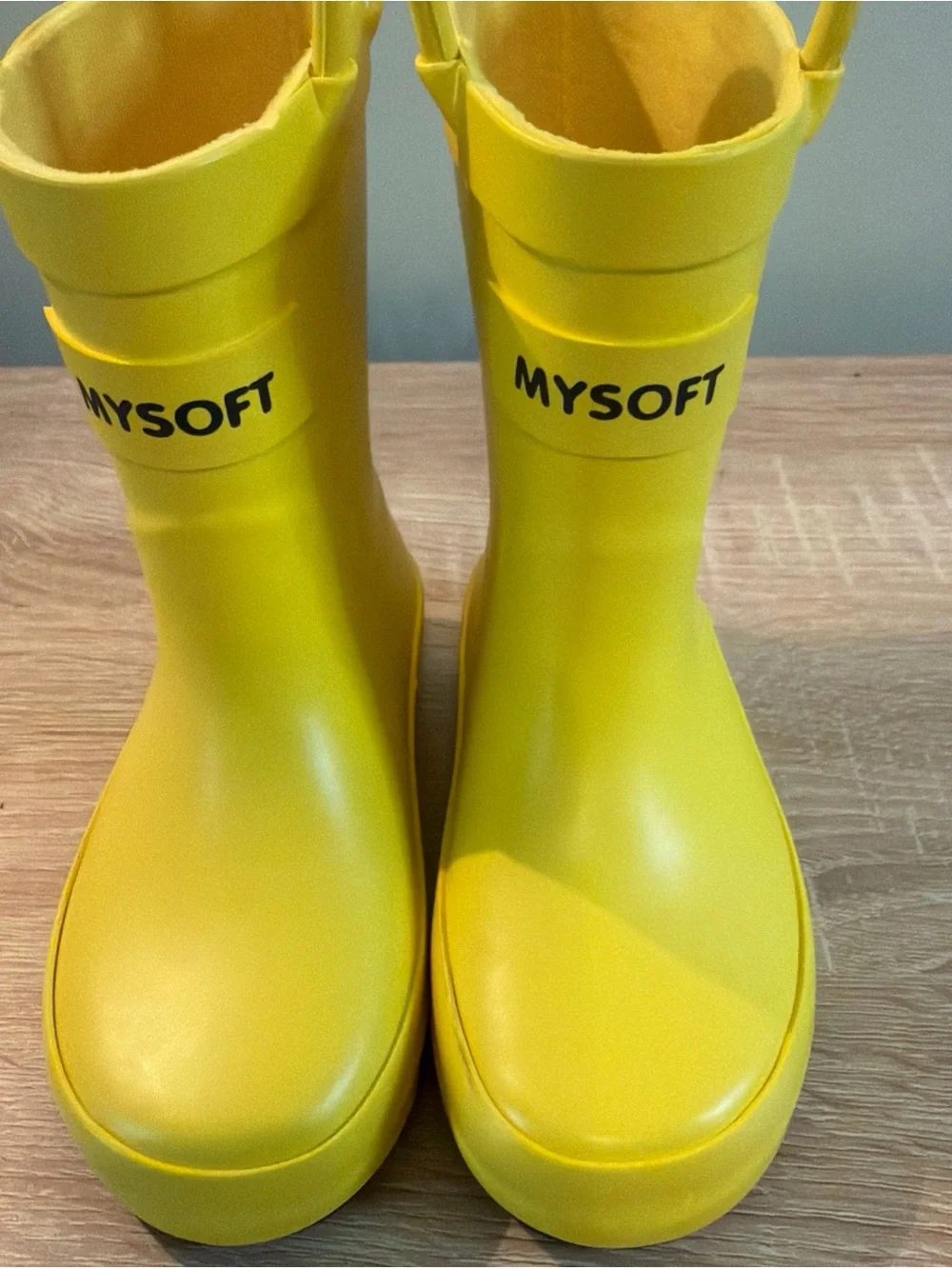 Mysoft Kids Yellow Rain Boots Toddler Sz 6 Waterproof Rubber Pull On Rain Shoes