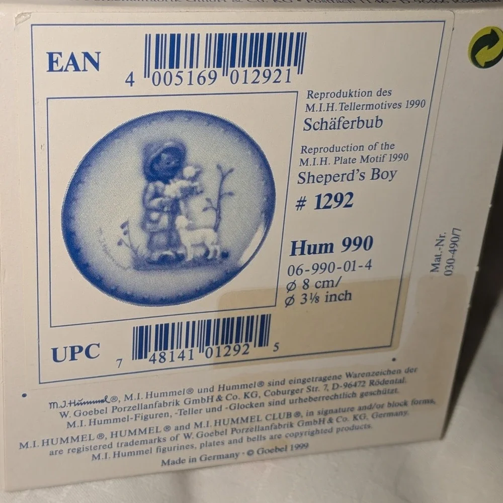 Hummel goebel miniature