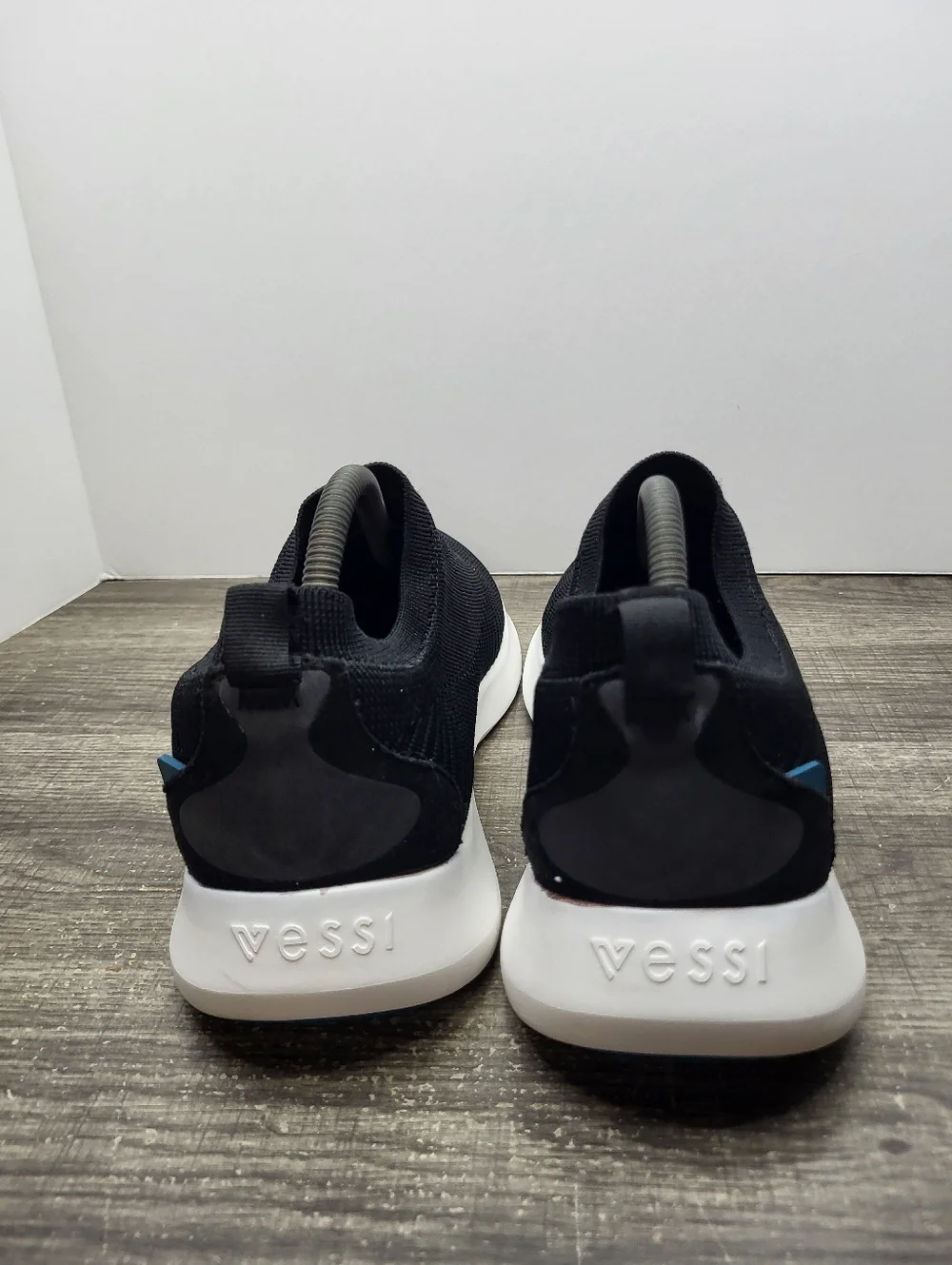 Vessi gently used