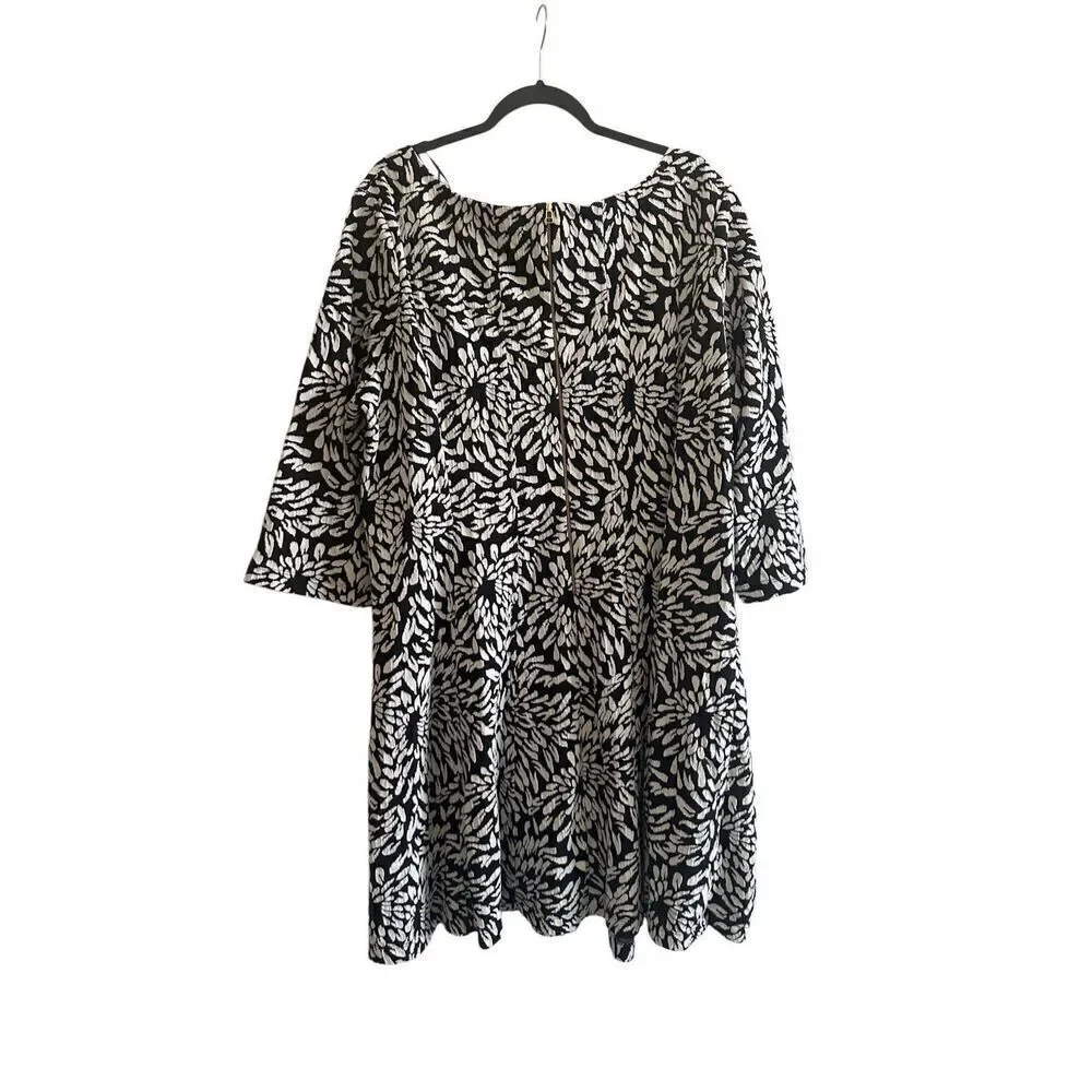 Taylor nwt woman