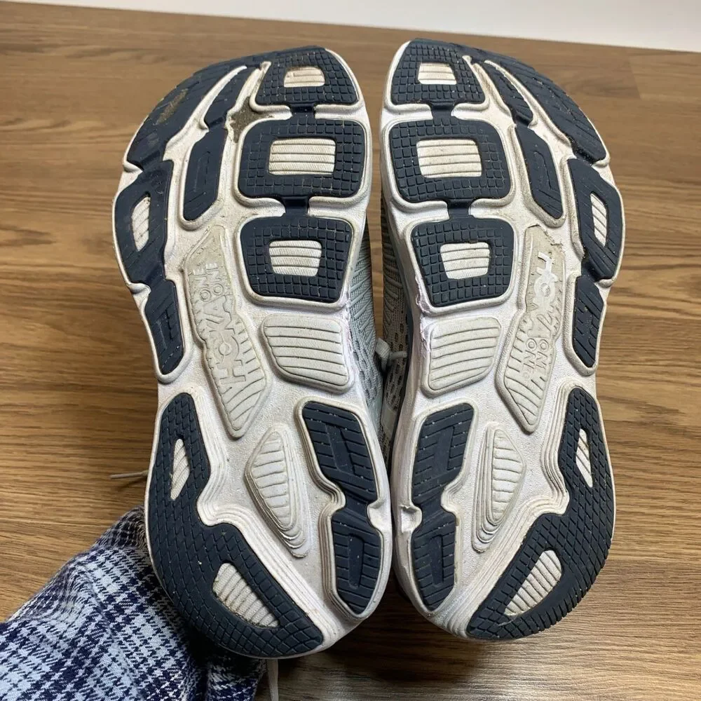 Hoka One One hoka one