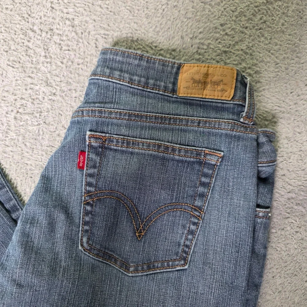 Levis levi 515