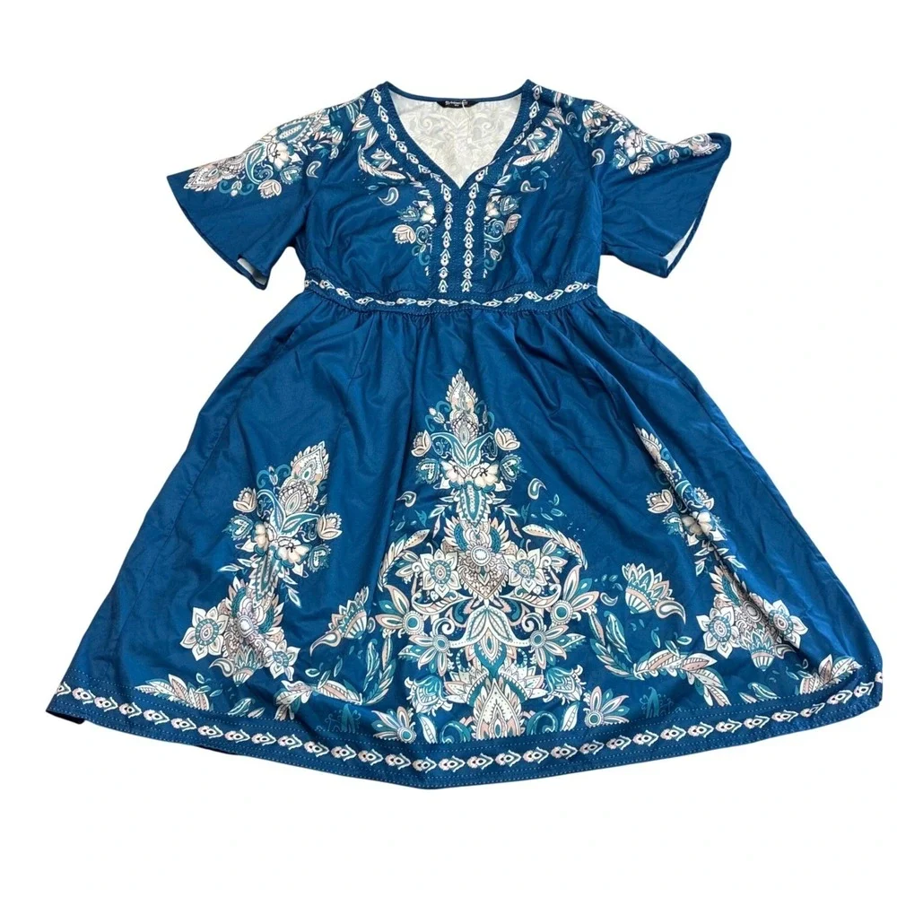 BloomChic Blue Floral Boho Dress NWoT 12 V‎ Neck Flutter Sleeve Empire Boho Chic