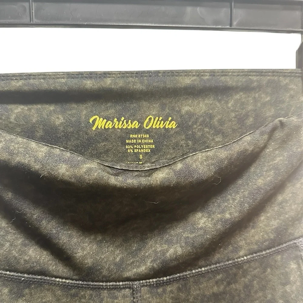 Marissa Olivia sleek black