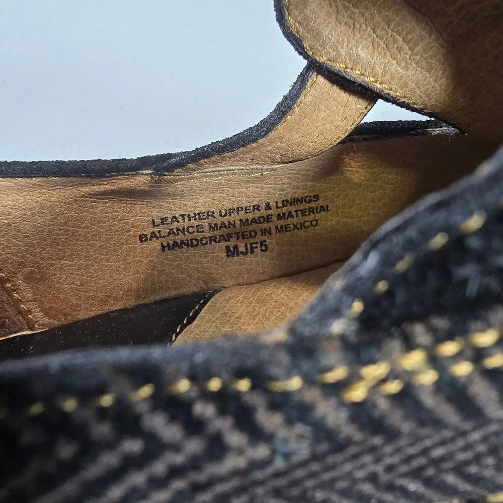 Born handcrafted leather
