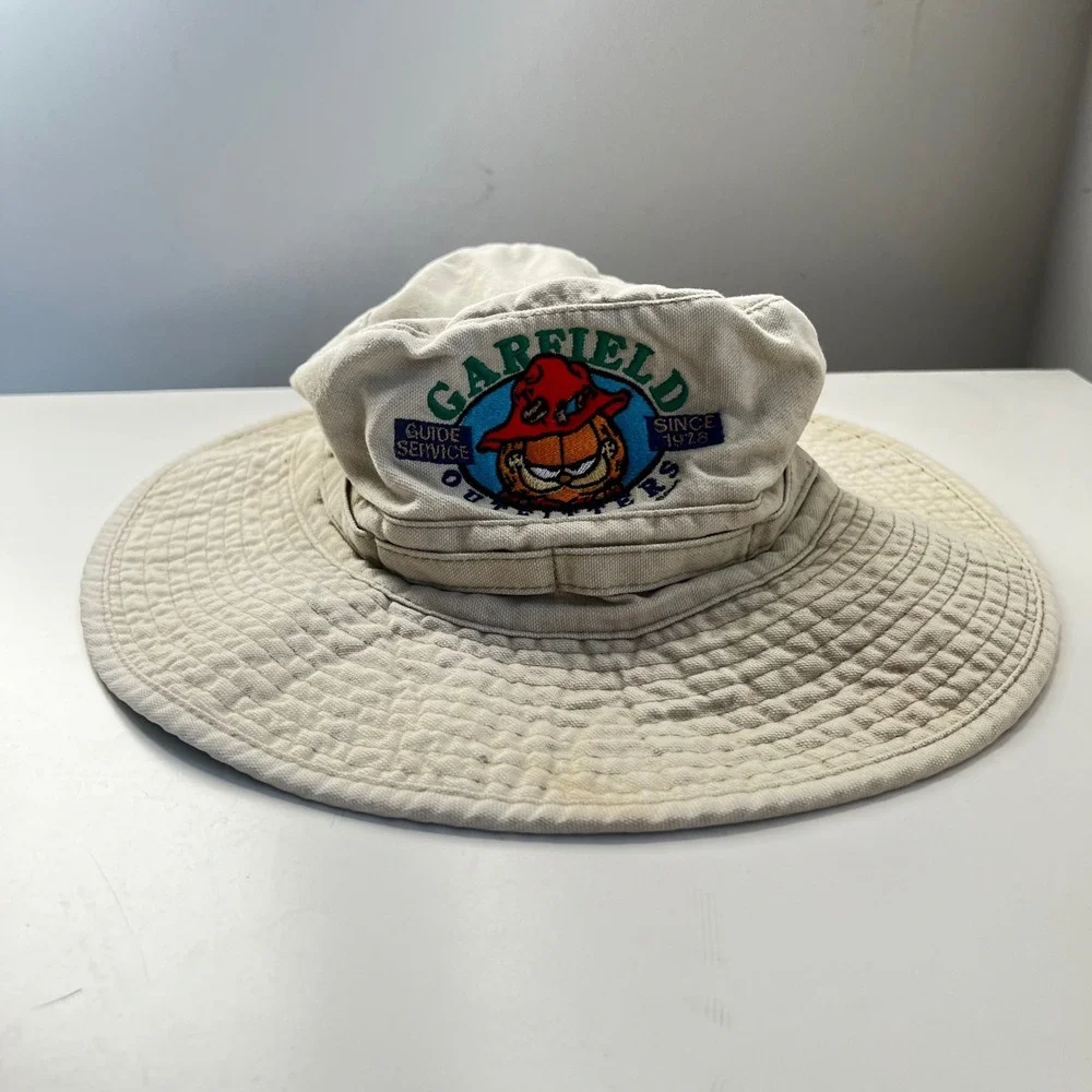 Garfield Outfitters vintage garfield
