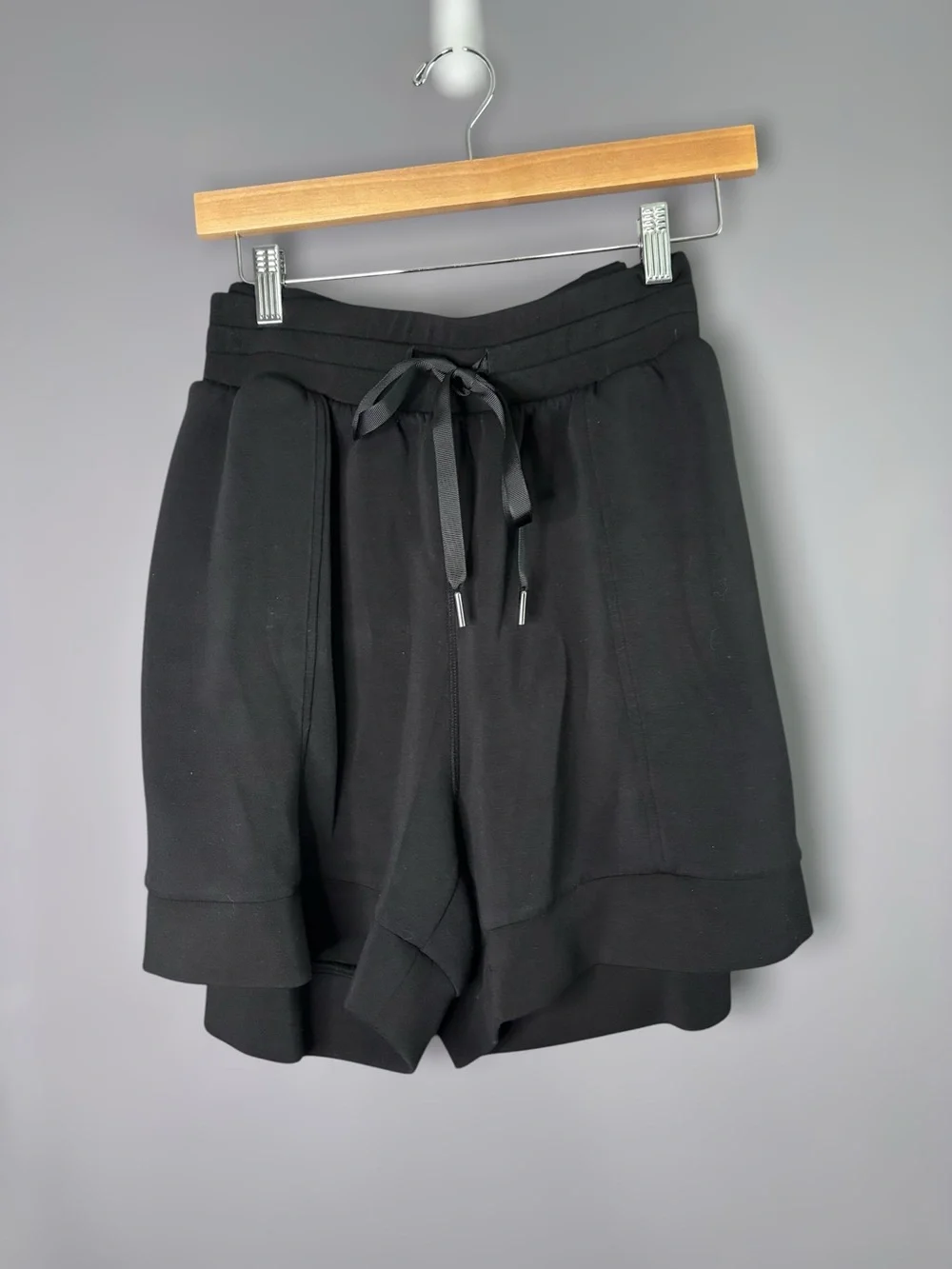 LIVI for Lane Bryant Black Active Pull On Shorts 18/20