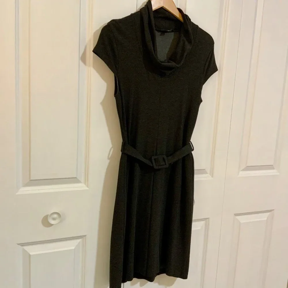 Banana Republic size small