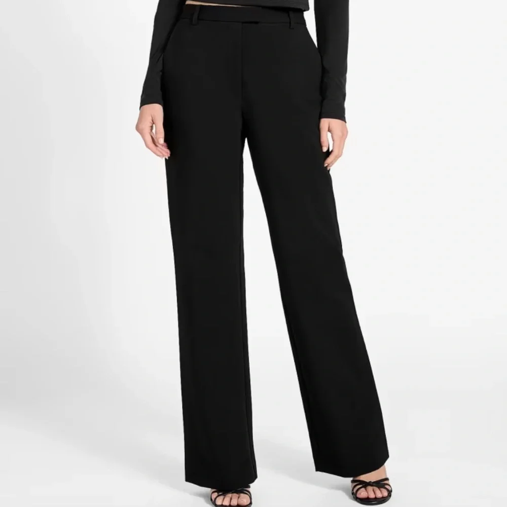 NWT GUESS Eco Emy Straight-Leg Black Dress Pants for Women