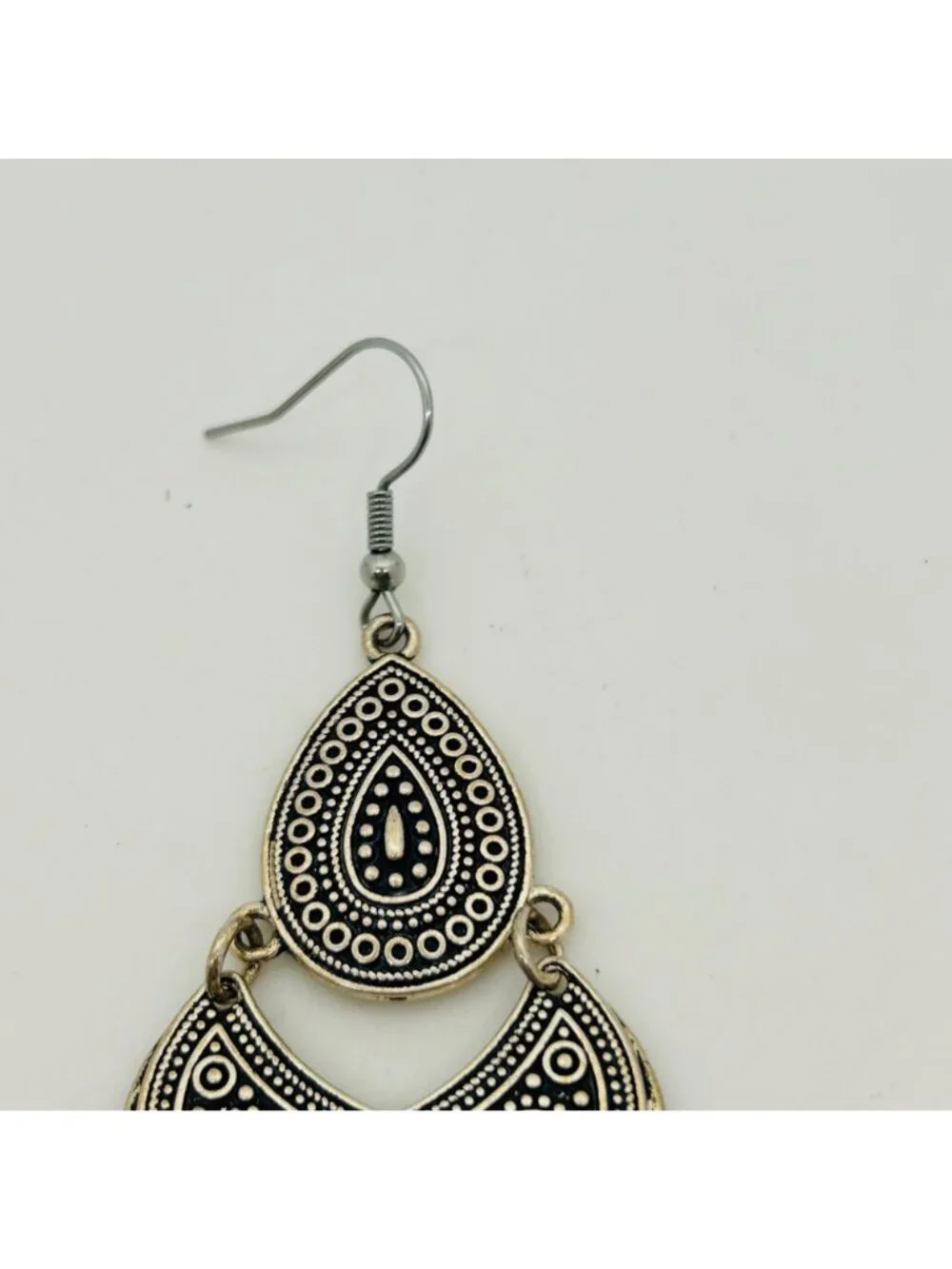 Estate earrings tone appreciate