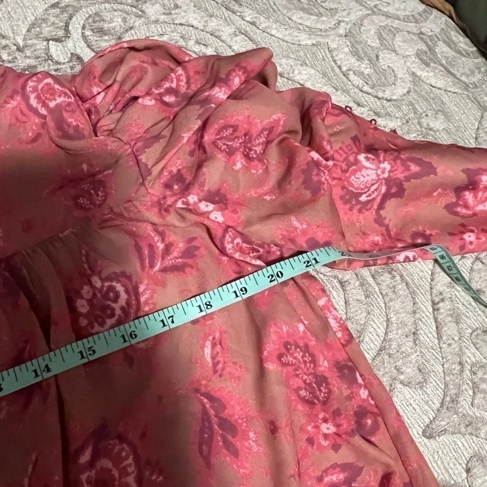 Boohoo printed puff