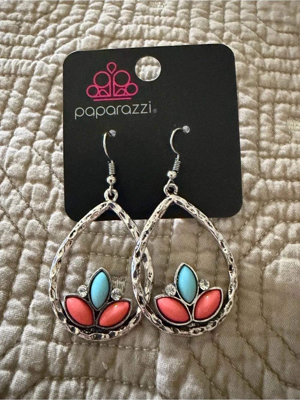 paparazzi more earrings check