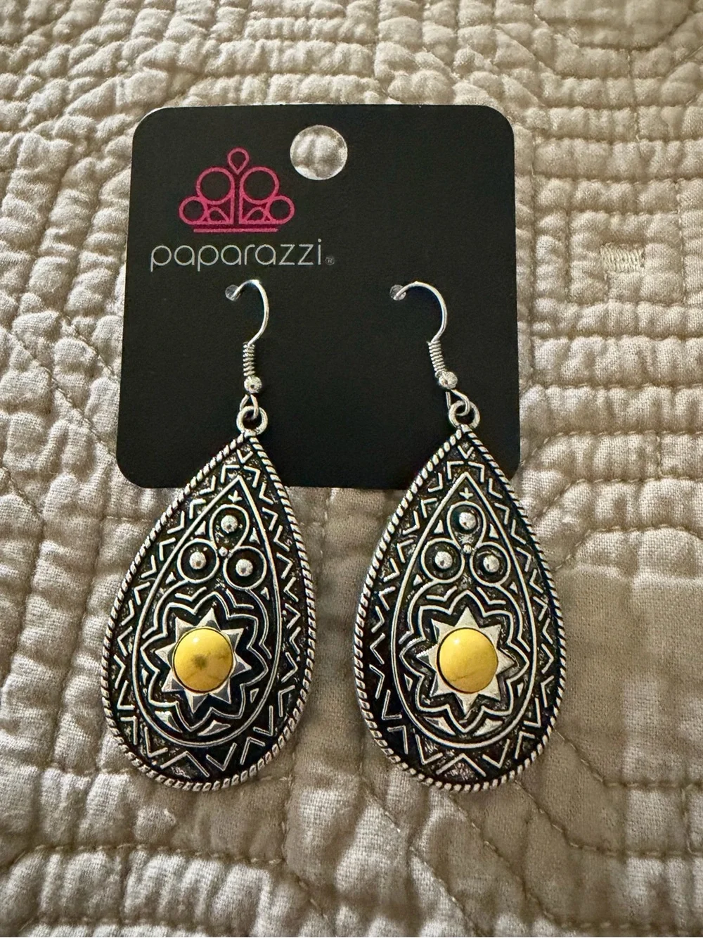 paparazzi listings worn
