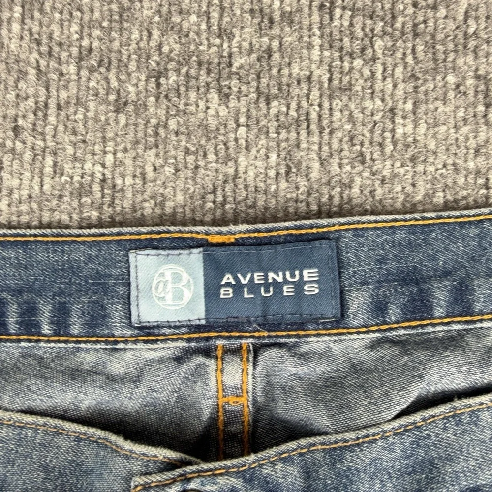 Avenue Blues avenue blues