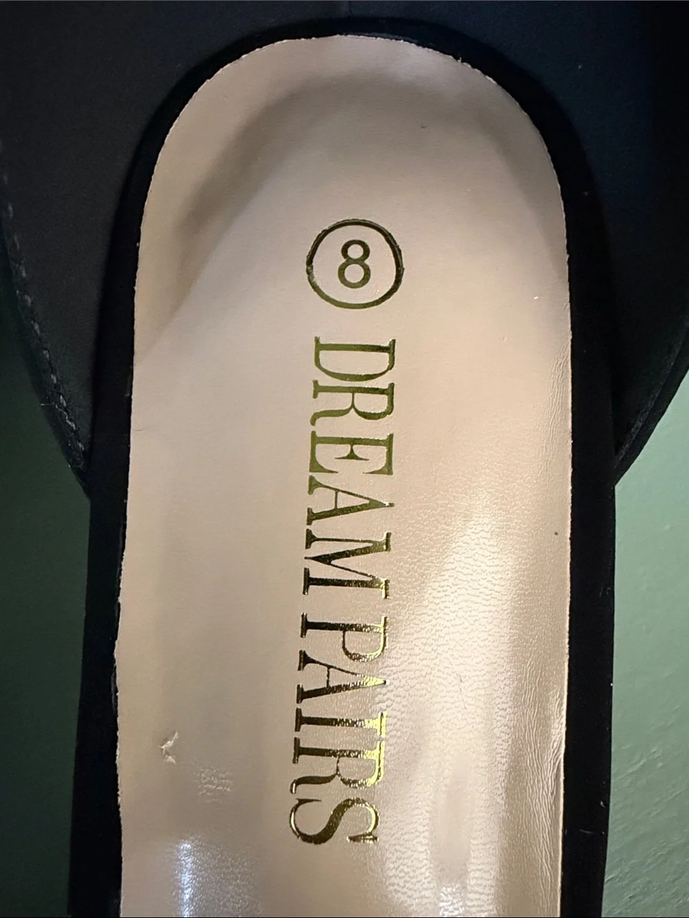 Dream Pairs pumps size buckle