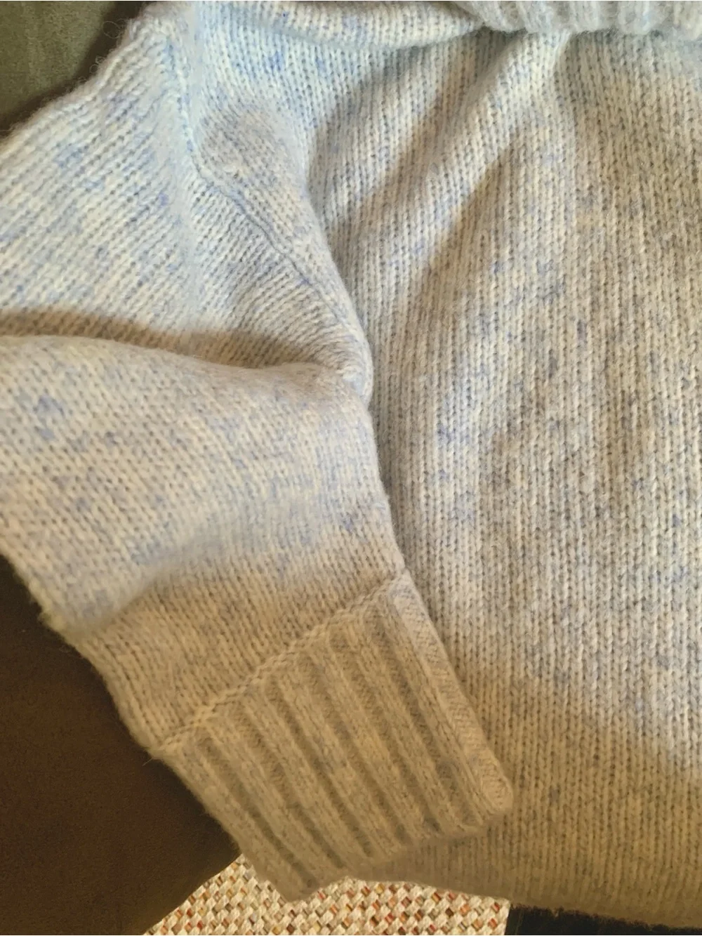 Everlane turtleneck oversized