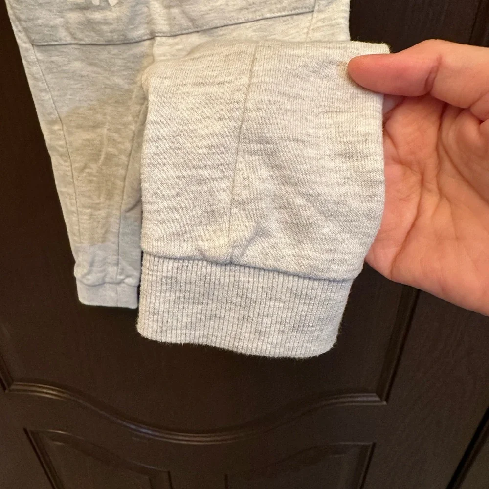 Zara jogger notes new