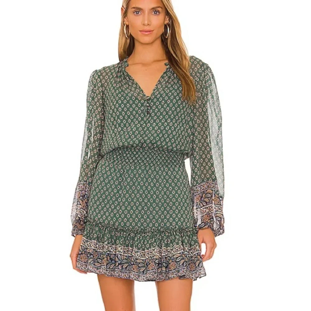 Veronica Beard split neckline