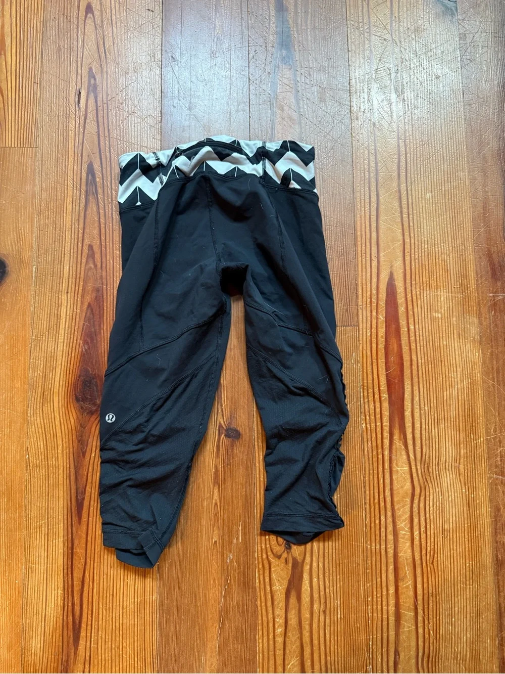 lululemon athletica black capri