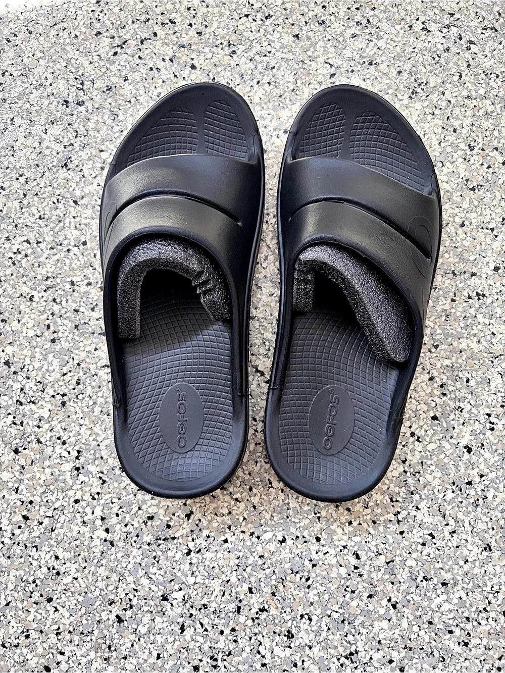 Oofos OOahh Slide Sandal Sport Flex Slides Black Like New