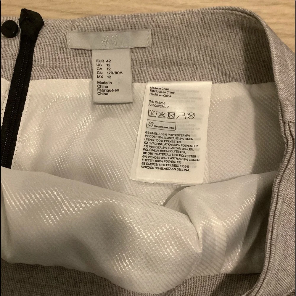 H&M patterned skirt