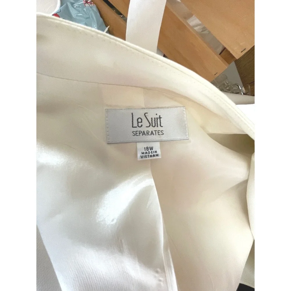 Le Suit Separates le suit