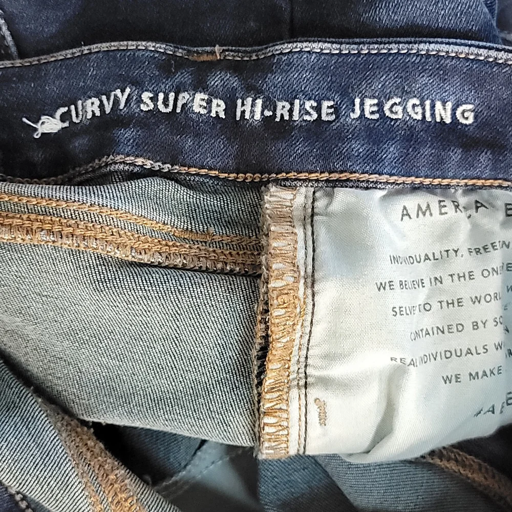 American Eagle Outfitters excellent like