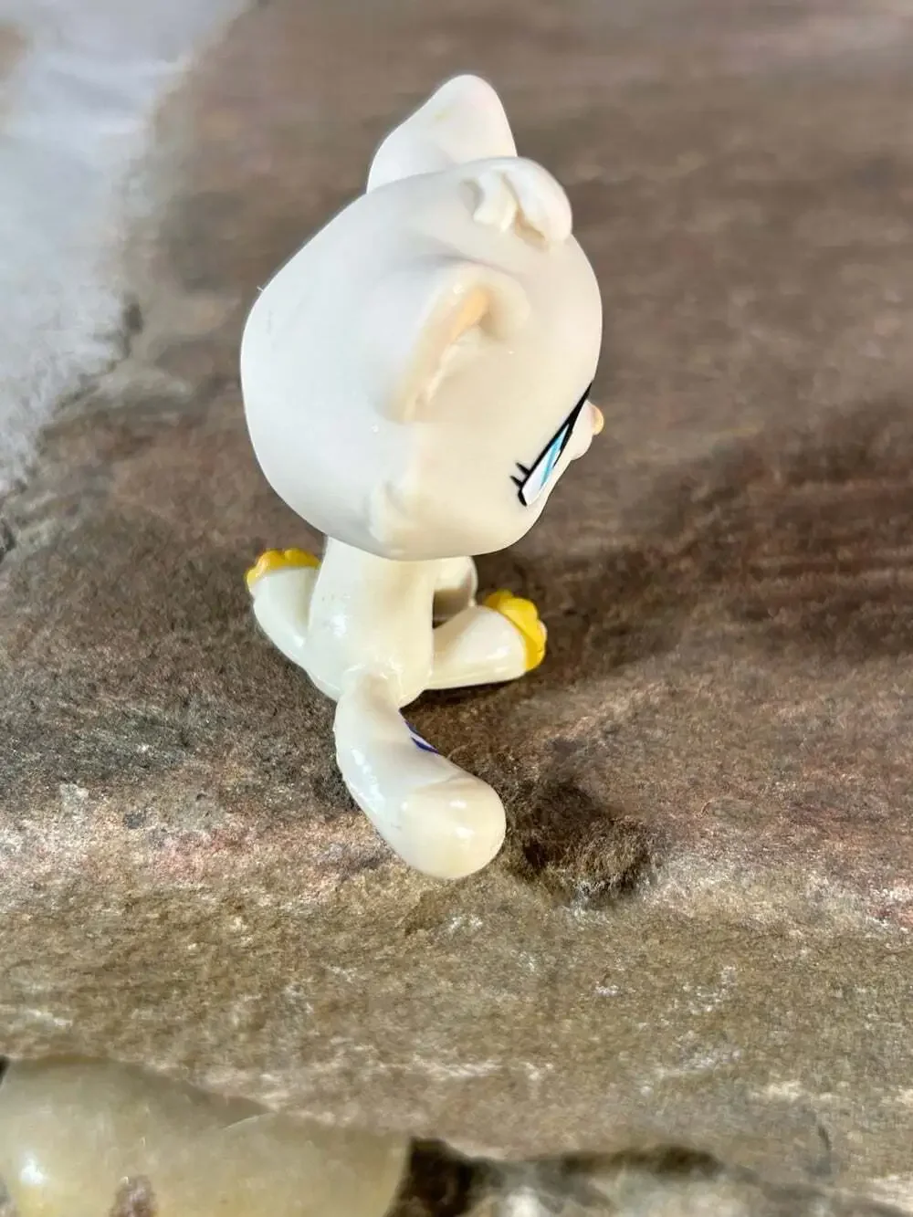 Littlest Pet Shop authentic littlest