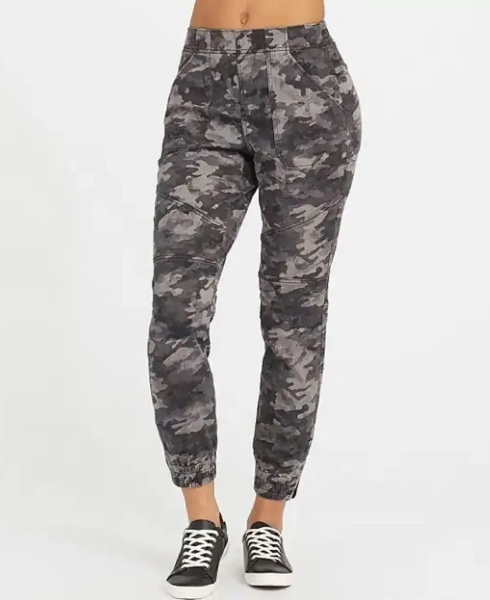 Spanx Stretch Mid Rise Twill Jogger Gray Camo Small
