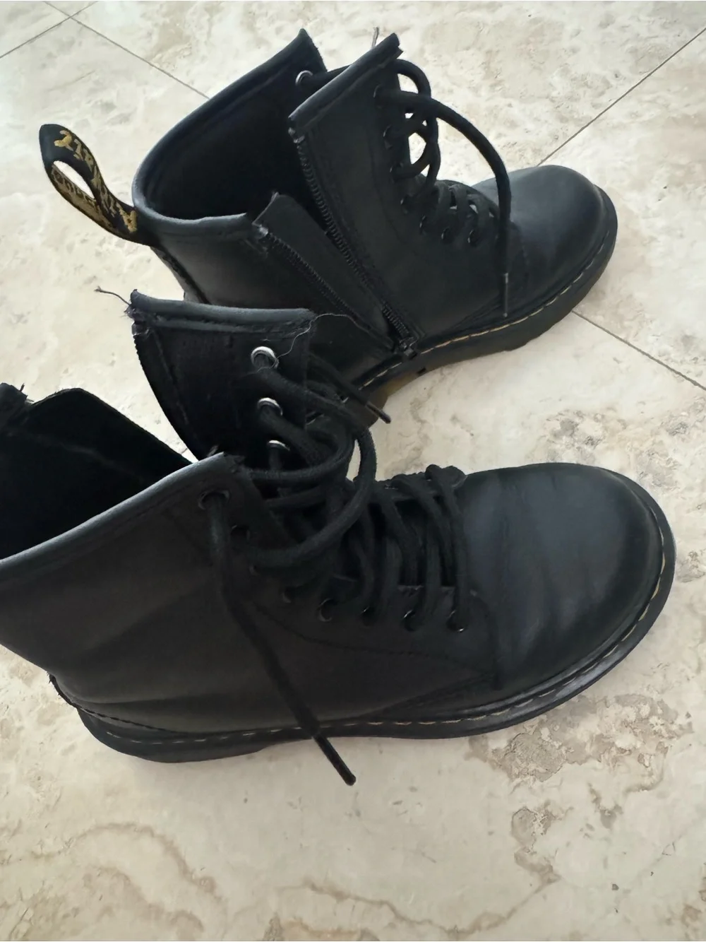 Dr. Martens classic dr