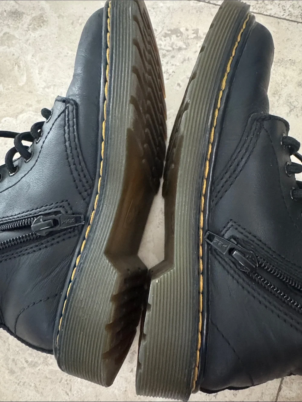 Dr. Martens classic dr