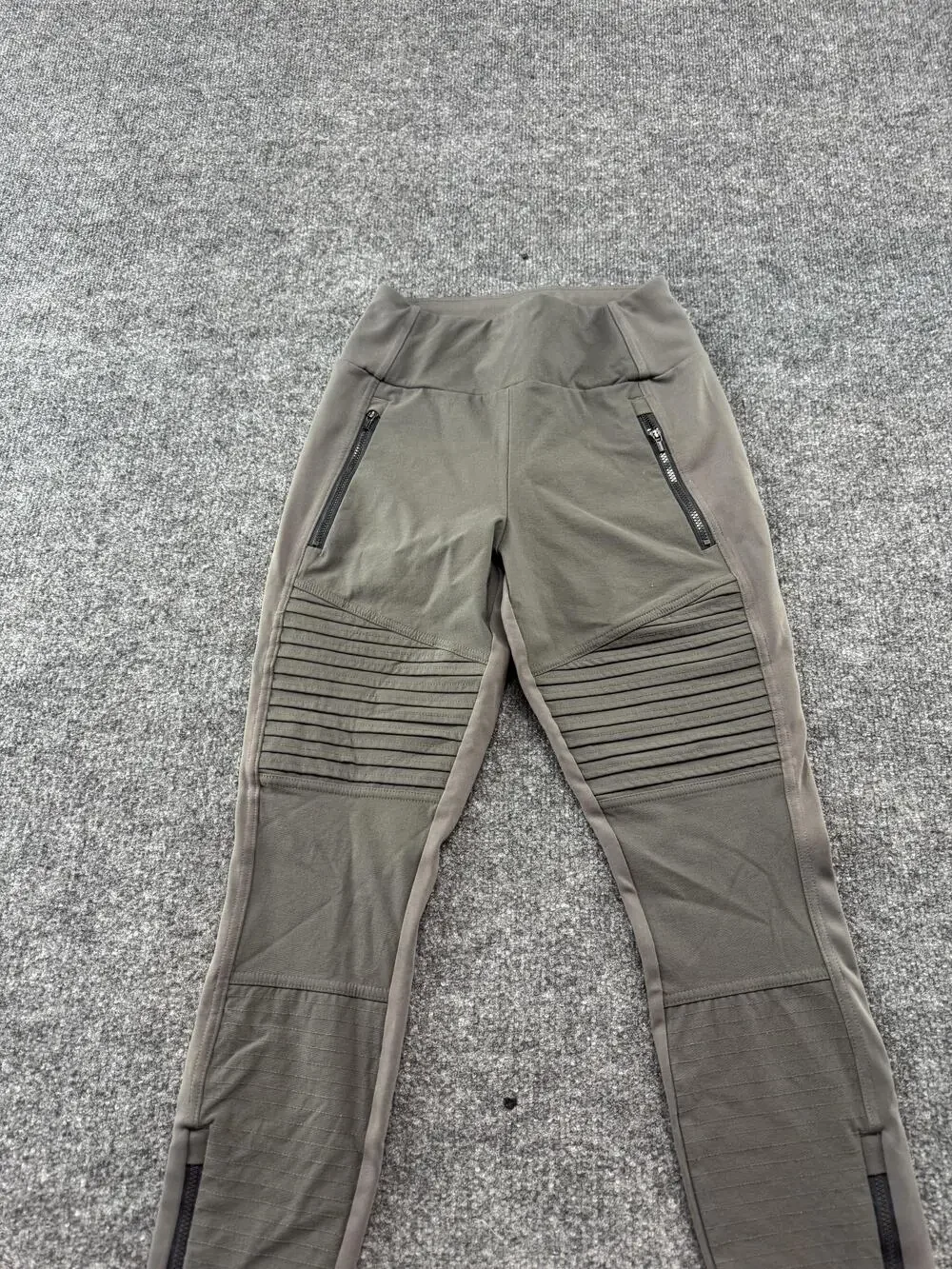 Athleta these headlands