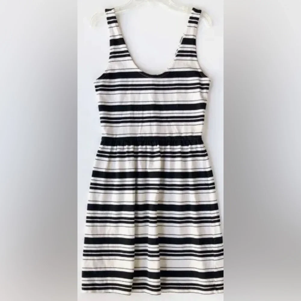 J. Crew Villa Knit Tank Dress In B/W Stripe  Button Back Sleeveless Fit & Flare