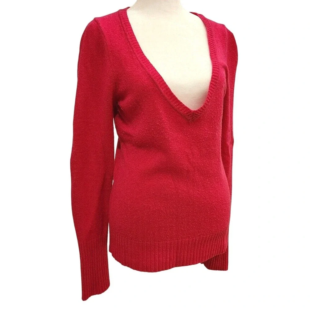 American Eagle Pink Preppy V-Neck Sweater Long Sleeve Knit Women‎ Medium