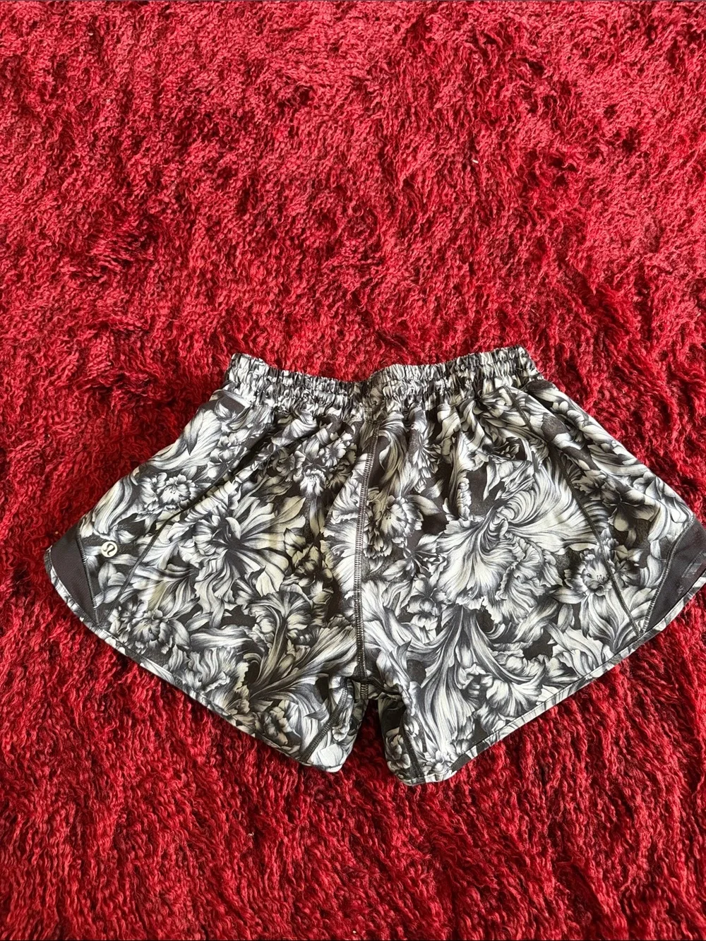 lululemon athletica size tall