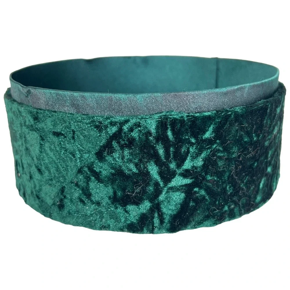 The Unbranded Brand velvet gift