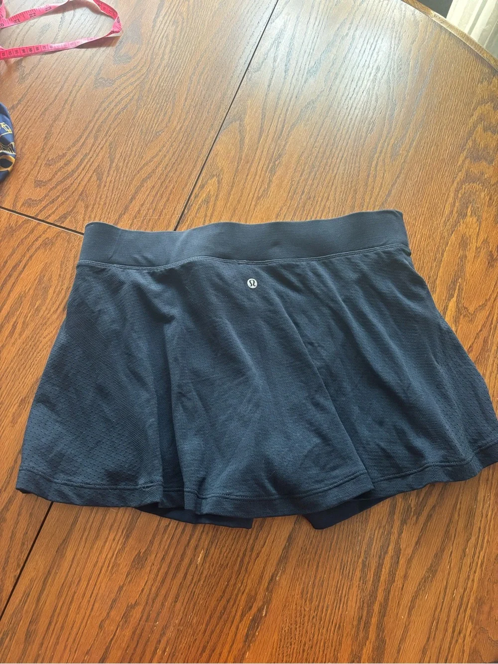 lululemon athletica waist laid