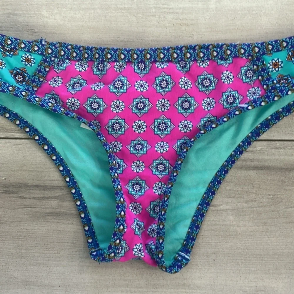Hobie pink blue