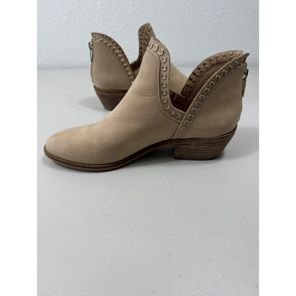 Vince Camuto pre owned